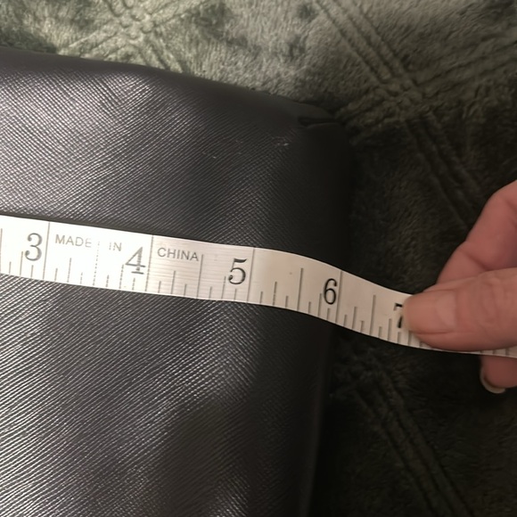 Coach Darcy Bow East West Crossbody Black NWOT - Picture 10 of 12